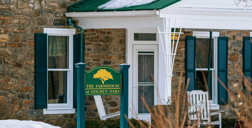 Stay and Play Golf | Golden Oaks